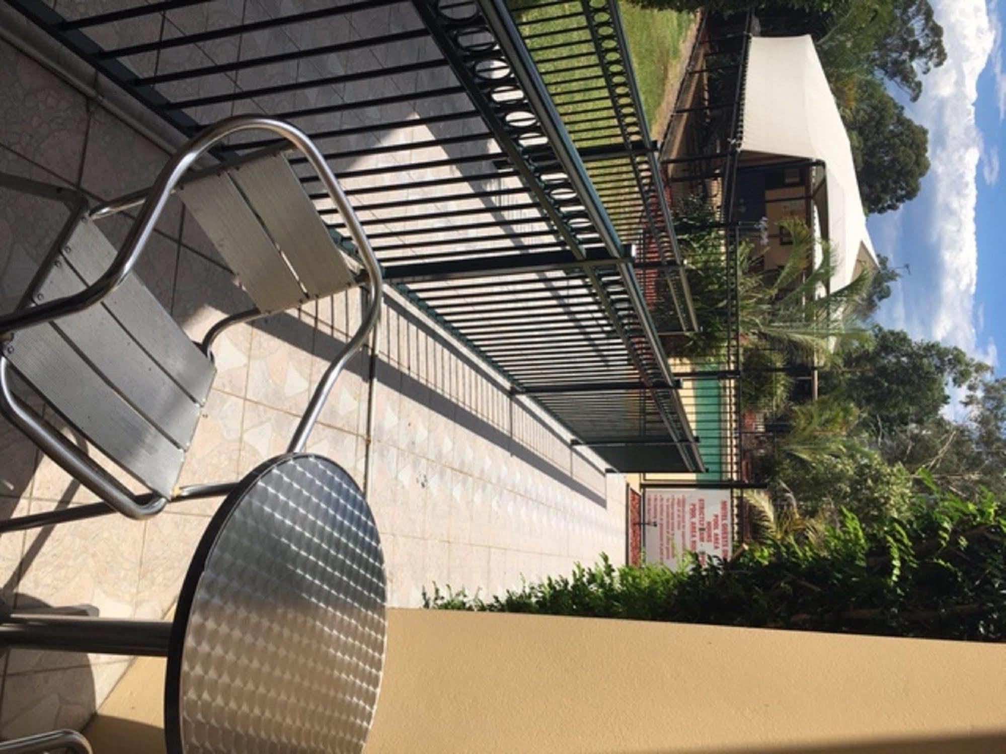 Motel Park View