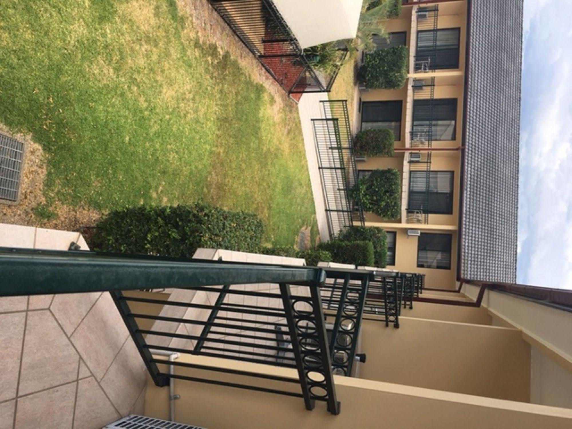 Motel Park View 4*